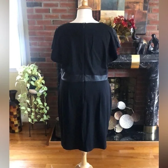 City Chic Women’s Black Short Sleeve Spliced Faux Leather Knee Length Dress - Picture 9 of 16